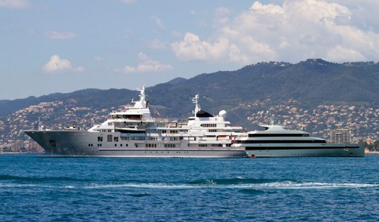 Cannes Superyacht